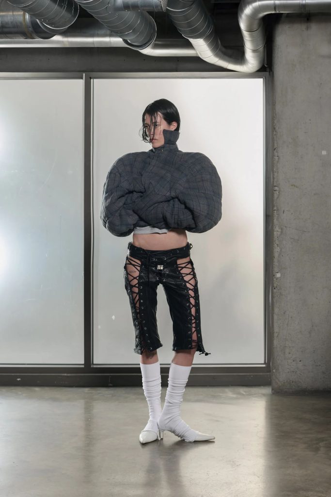 leather pants