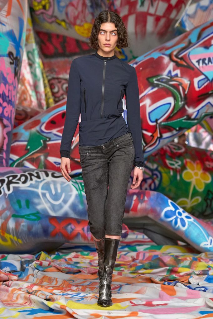 low-rise jeans